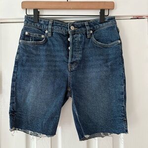 Free People Avery‎ Button Fly Bermuda Denim Shorts Size 26 EUC